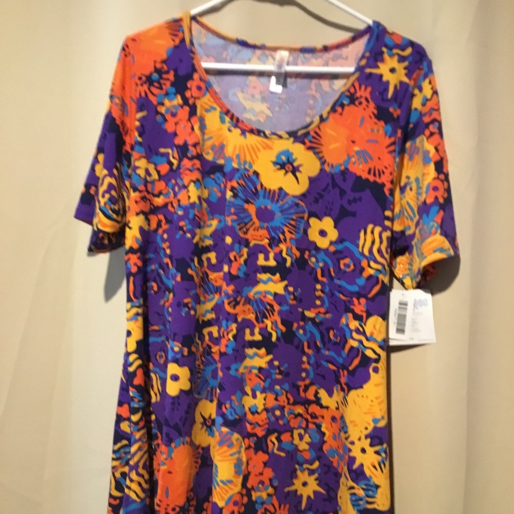 LuLaRoe Split Sides Extra Long T Shirt